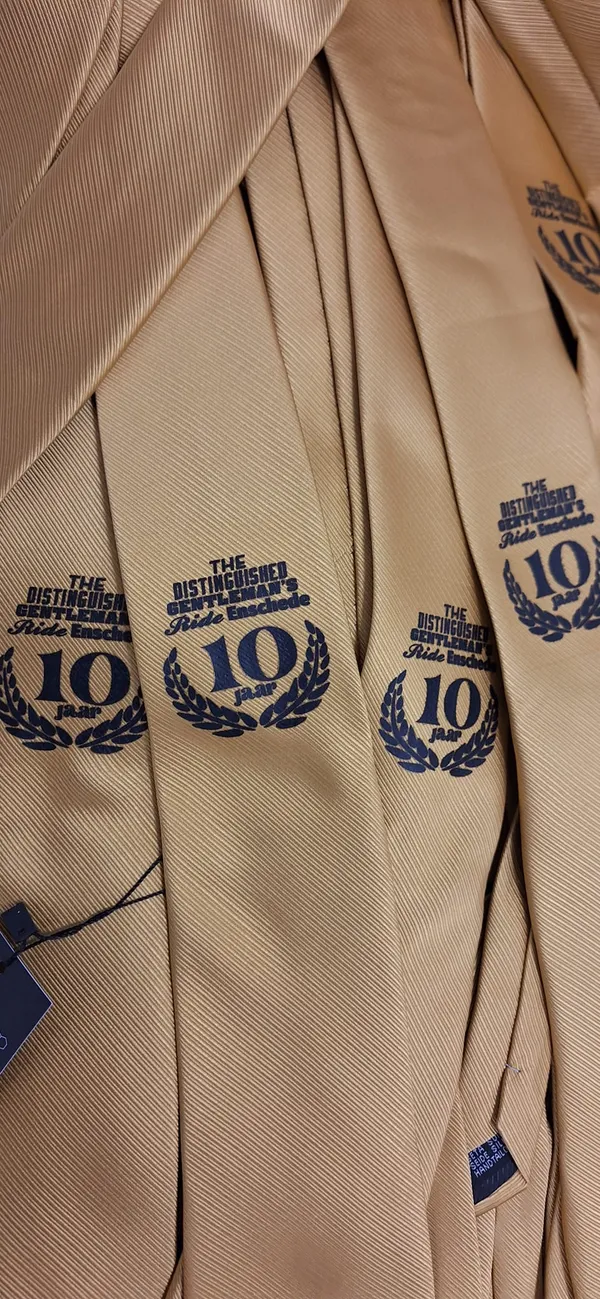 Stropdassen met jubileumlogo